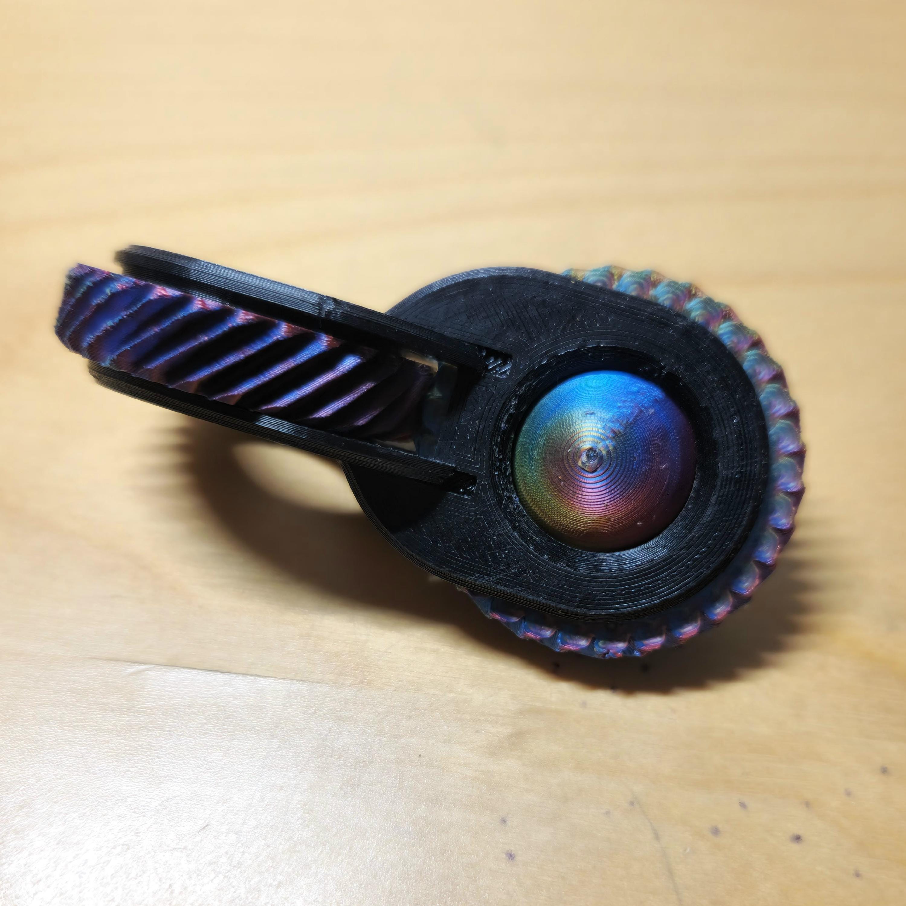 Fidget Gears - Portable, Small Ball and Gear Fidget Toy